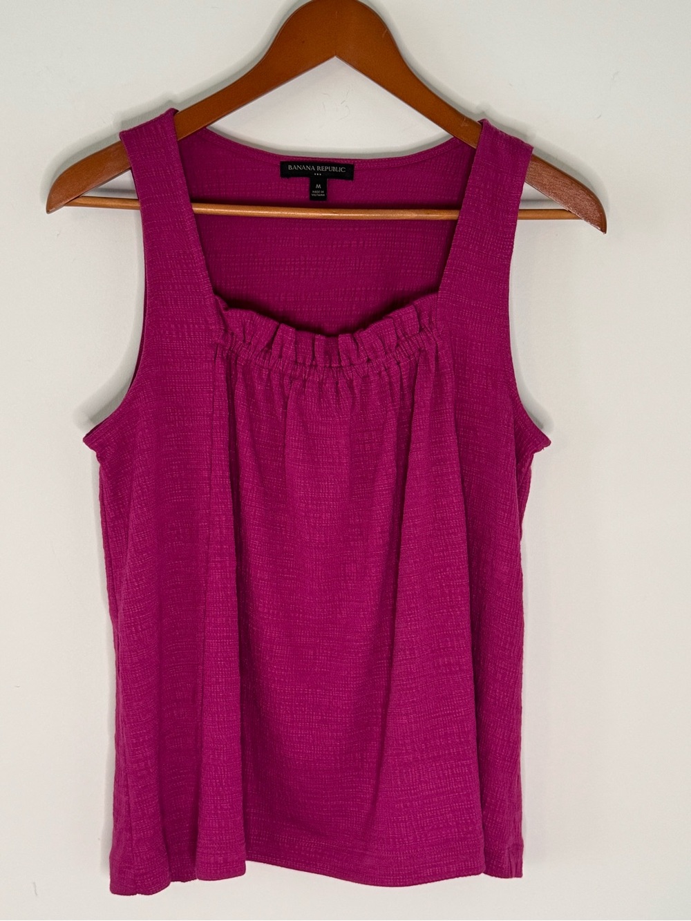 Banana Republic Fuchsia Sleeveless Square-Neck Tank